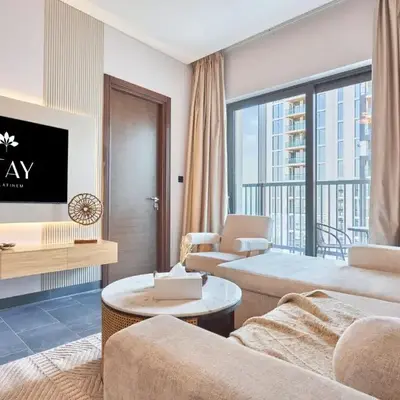 STAY BY LATINEM Luxury 1BR Plus Study Holiday Home CC 3109 Near Burj Khalifa