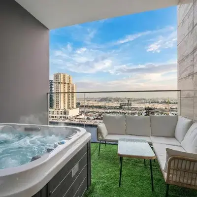 Binghatti Trillionaire! 2 Double Beds! Private Jacuzzi