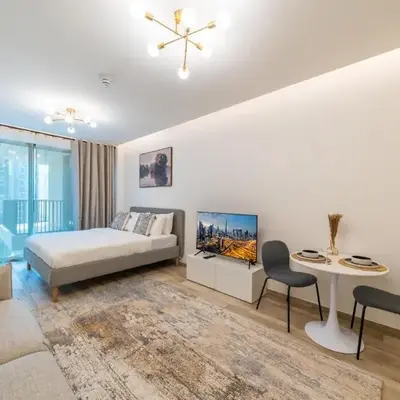 Modern studio - Burj & canal view
