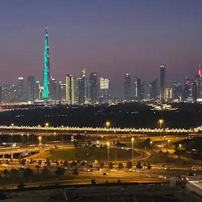 Livin' Holidays - 2BR - Skyline View with Burj Glimpse