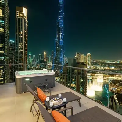 Luxury Downtown 2 Bedroom Apartment with amazing Burj and Fountain Views and Private Jacuzzi on a large Terrace