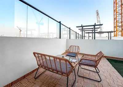 Gallery image of Stayshort - Minimalist Studio Apartment in JVT Sleeps 2 in Dubai