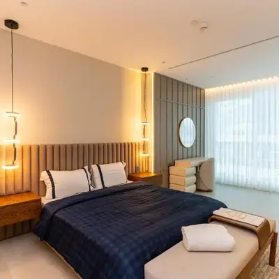 3BR apartment in the one of the tallest tower in Marina