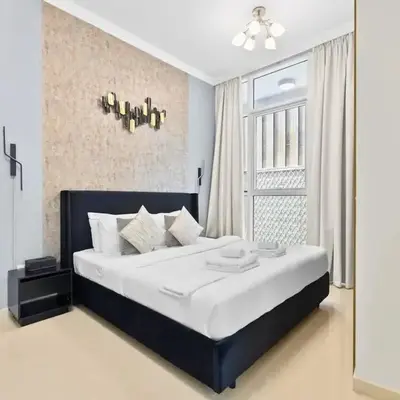 Heart of Downtown Luxury 1BHK Dunya