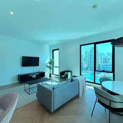 Luxury Upgraded 2BR in Dubai Marina