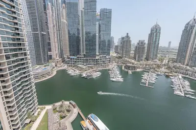 Gallery image of StayShort - Luxurious 1BR with Grand Marina Views in Dubai