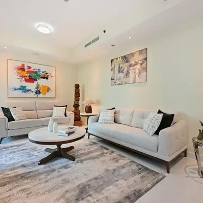 Modern Luxury Upgraded 2BR Apartment The Greens