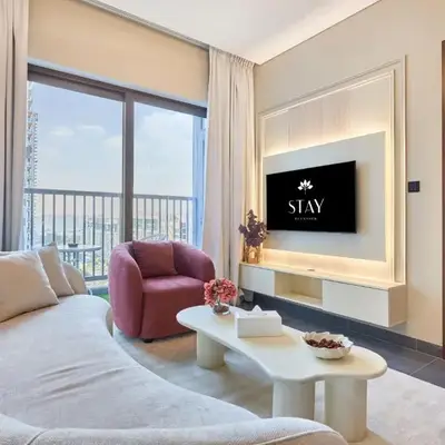 STAY BY LATINEM Luxury 1BR Holiday Home CC 0913 Near Burj Khalifa