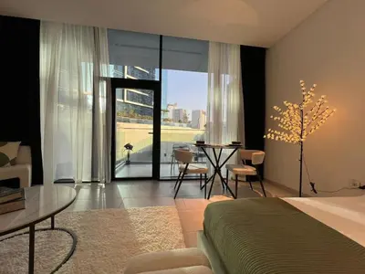 Gallery image of Huge Studio Near Burj Khalifa in Dubai