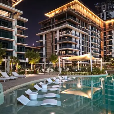 Burj Khalifa View from Roof-Pool & Gym -Parking
