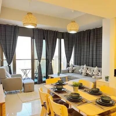 3 bedroom 51st floor Panoramic ocean views