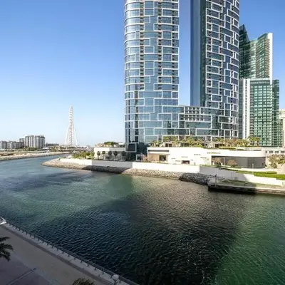 Luxury Bluewater Escape 1BR Canal view 5242T