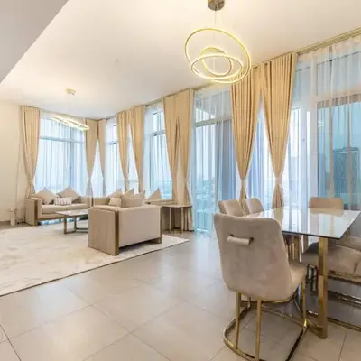 Cozy 2BR Near Zabeel Park - Dubai frame view