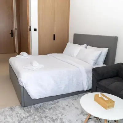 Modern Studio Apartment - Binghatti Azure 633