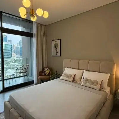 Stylish Studio Apartment in Peninsula 1