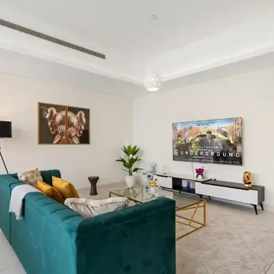 Luxury 2BR in Mada Residences - Walk to Dubai Mall