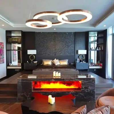 Iconic Triplex Penthouse in Marina