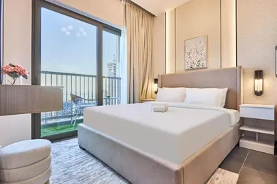 Gallery image of STAY BY LATINEM Luxury 1BR Holiday Home CB 1521 Near Burj Khalifa in Dubai