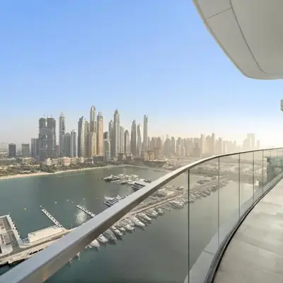 Luxe 2BR with Full Marina Views & Beach Access