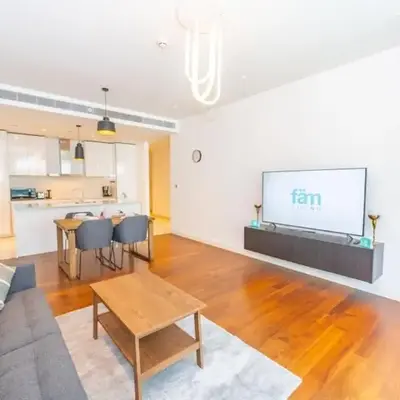 Stylish 1BR Stay in City Walk Building 10