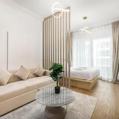 Luxury 3BHK with floating bed in Marina