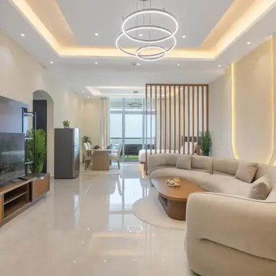 Lux 3BHK With Pvt Jacuzzi in Marina