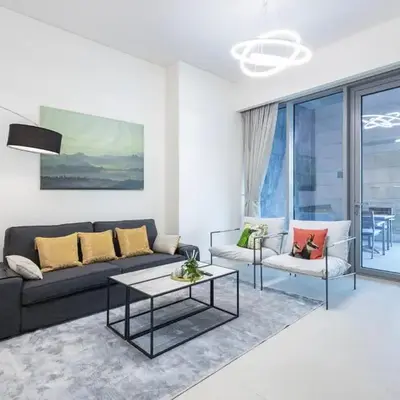 Canal Front Residence 5