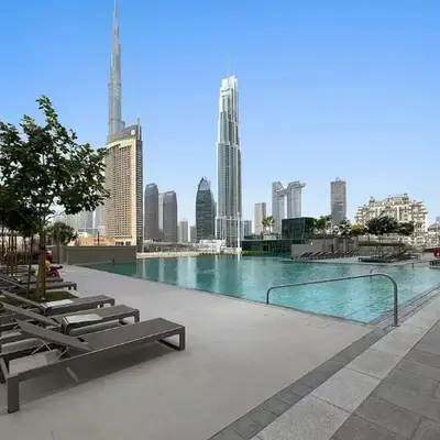 Vogue Downtown Views II with Direct Access to Dubai Mall Via a Climate Controlled Bridge