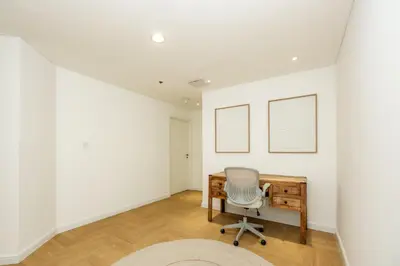 an office with a desk and a chair in a room at Dubai Marina - Beautiful 2 Bedroom Apartment in Dubai