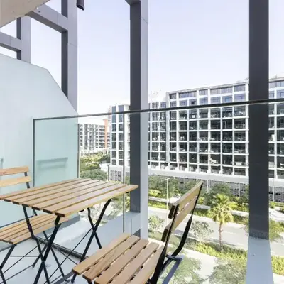 Bright Studio with Balcony Close to Downtown Dubai