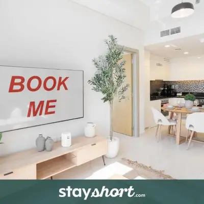 StayShort - Elegant 2 BR in Business Bay with Amazing Views that sleeps 5