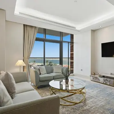 Stunning 2 Bedroom in Palm with private beach