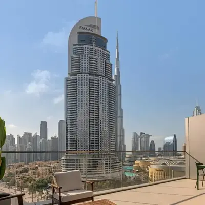 Waves - Luxury 2BR Apt With Burj Khalifa & Fountain View