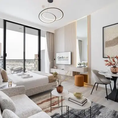 Chic Pool-View Studio Oxford Gardens by Czechin