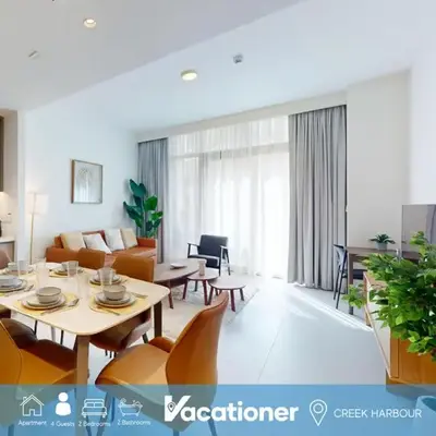 Vacationer l Contemporary 2 Bedroom l Pool