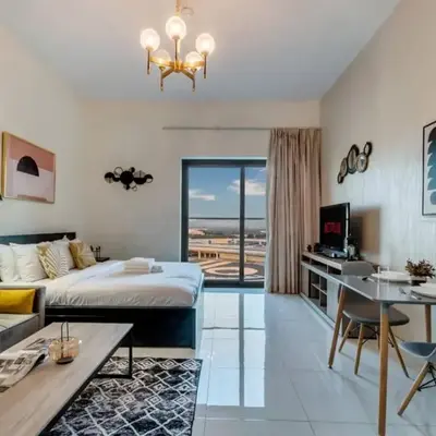 Classy Studio ideal for long stays with balcony