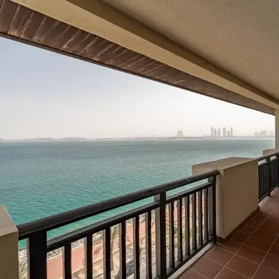 Seaside Serenity 1BR Residence in Royal Amwaj