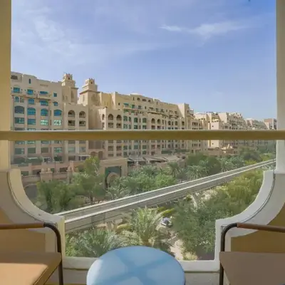 HAVN - Spacious 2 Bed in Al Hallawi