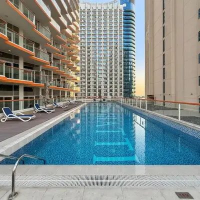 FIRST CLASS Studio Canal & Burj Khalifa View