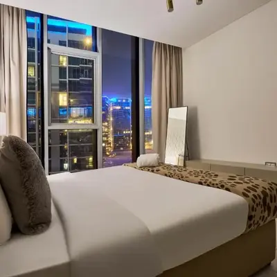 Waterfront 2BR District One Residence - Near Downtown and Lagoon