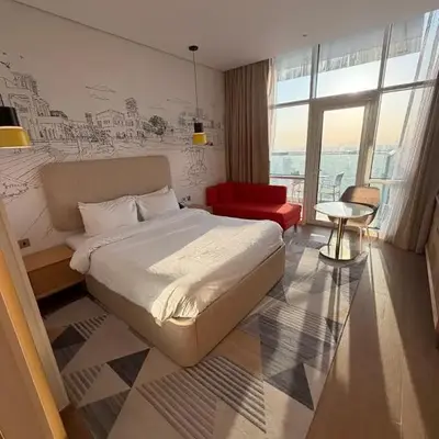 Elegant Studio Apartment with Marina View JVT