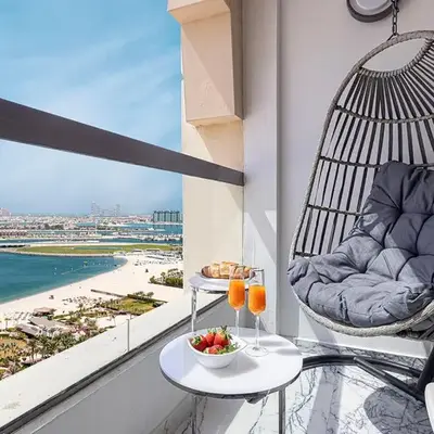 Luxury Sea View Beachfront 3 Bedroom Apt