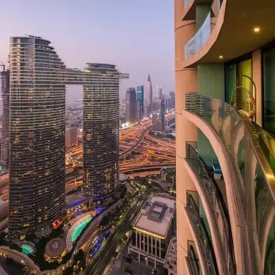 Luxury 2BR Skyline Sea View Direct Mall Metro Dining Shops City Walk