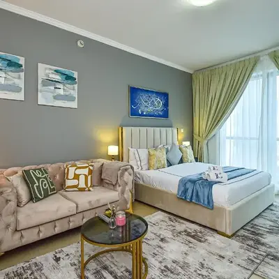 Luxury Escapes - New Lake View Studio in JLT - near Metro