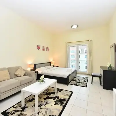 Luxury Escapes - Budget Studio with Garden Views near Metro - MED64 DG