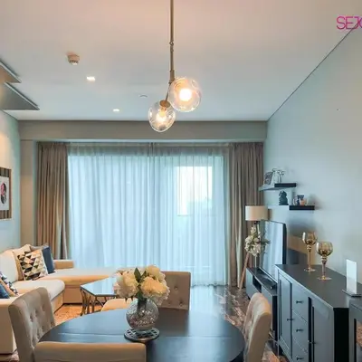 DH58 - High end 1BR