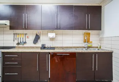 Gallery image of ZAPBED House - Spacious 4 BR with Maids Room Near Metro JLT in Dubai