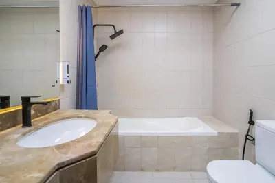 Gallery image of ZAPBED House - Spacious 4 BR with Maids Room Near Metro JLT in Dubai