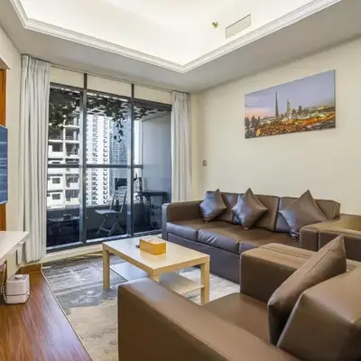 ZAPBED House - Spacious 4 BR with Maids Room Near Metro JLT