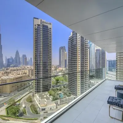Maison Privee - Luxury Apt with Burj Khalifa Vw & Dubai Canal Access